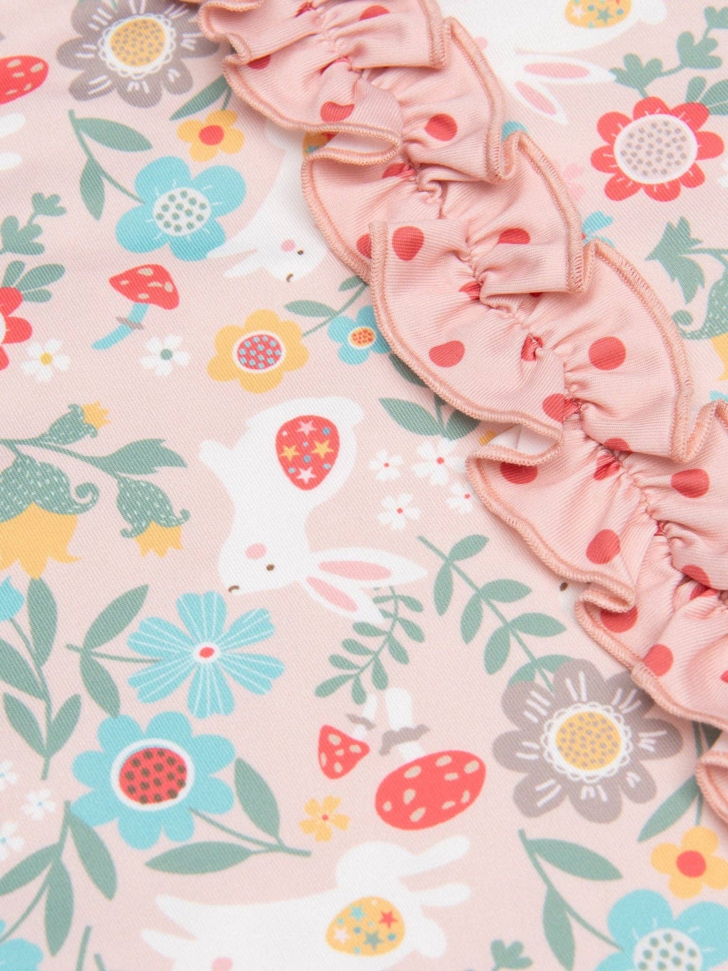 Lilly Belle Cottontail Ruffle Blanket: OS