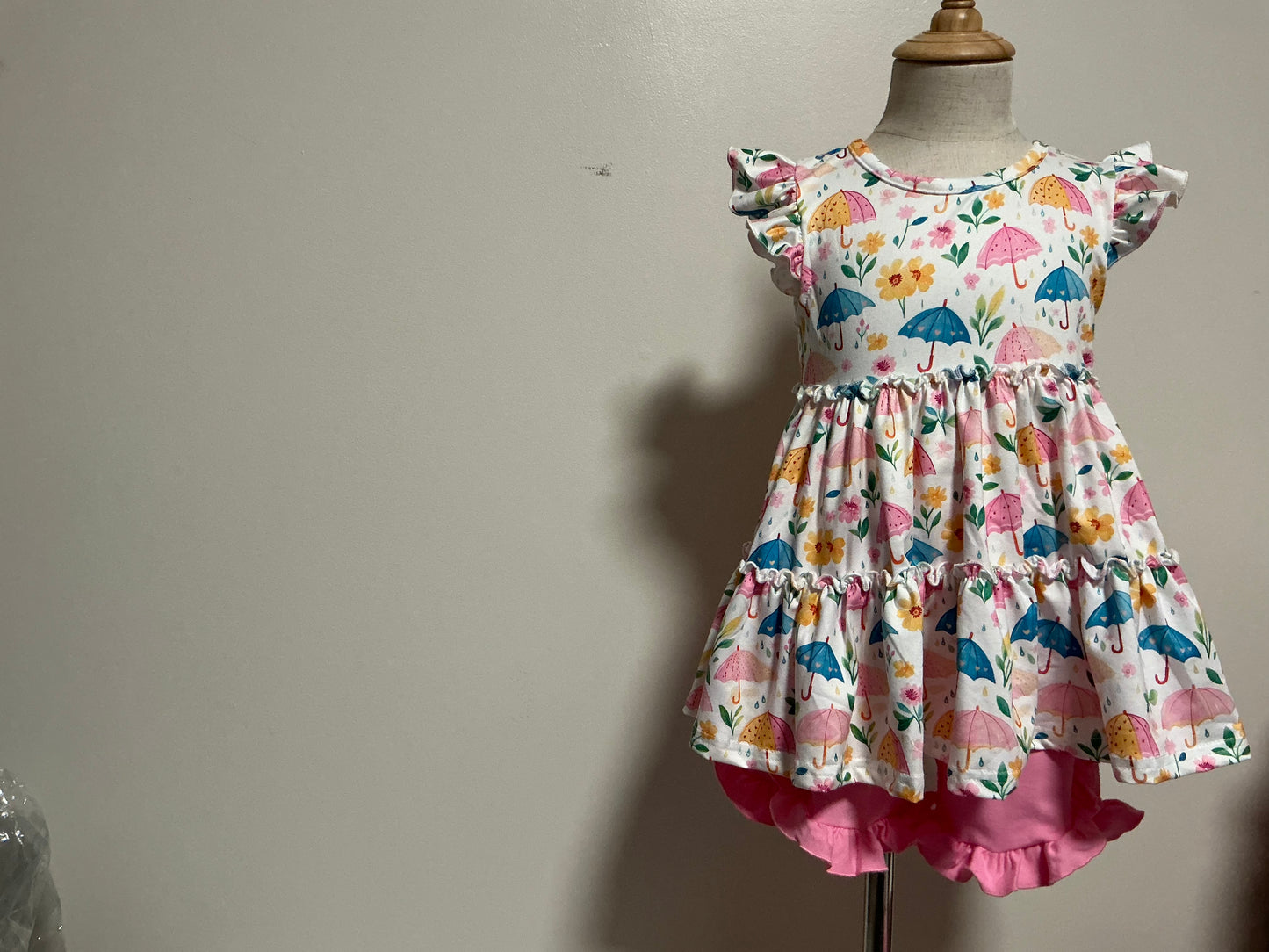 Umbrella Print Ruffled Top and Shorts Set