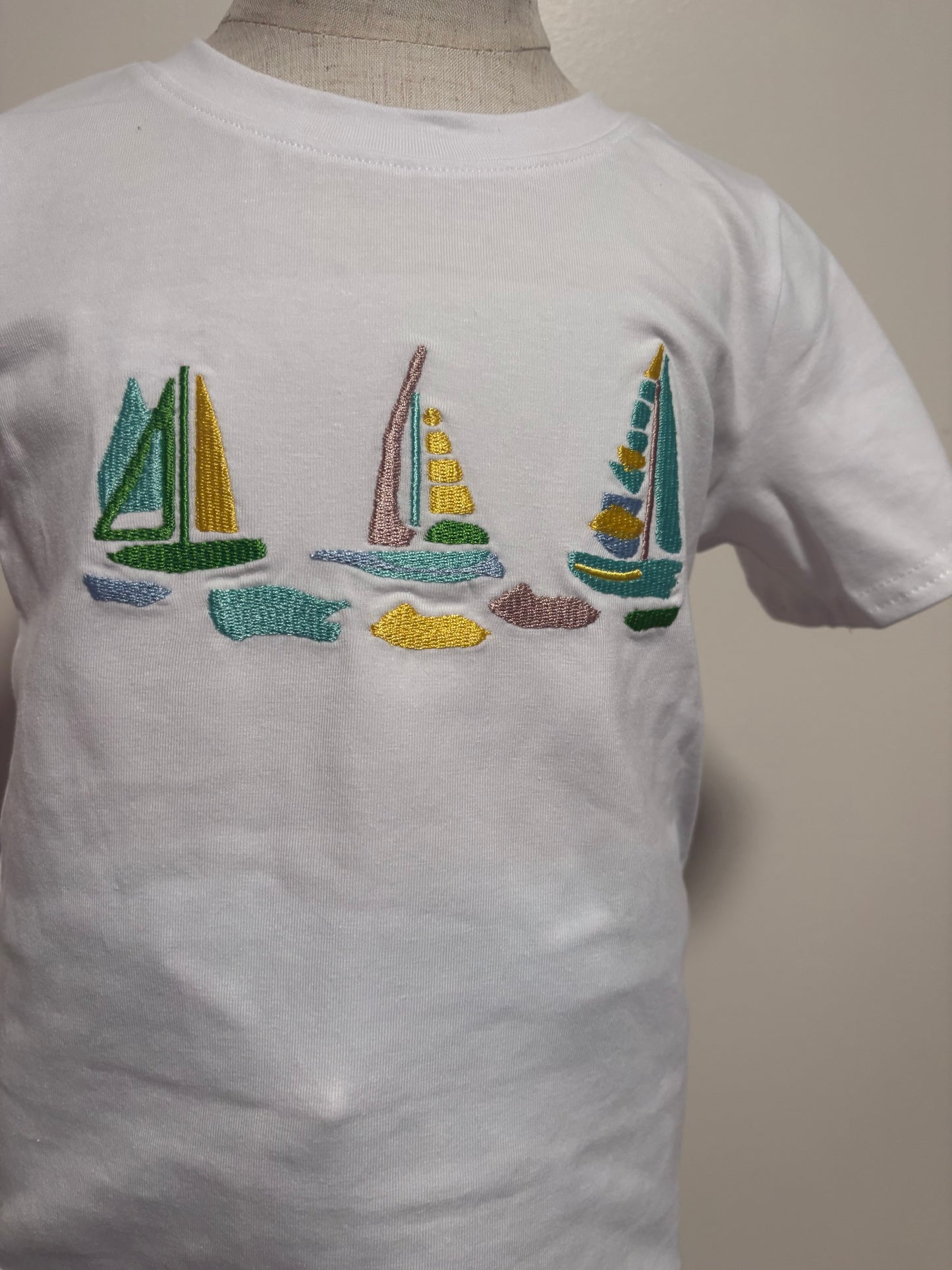 Boys White Sailboat Embroidery Shorts Set