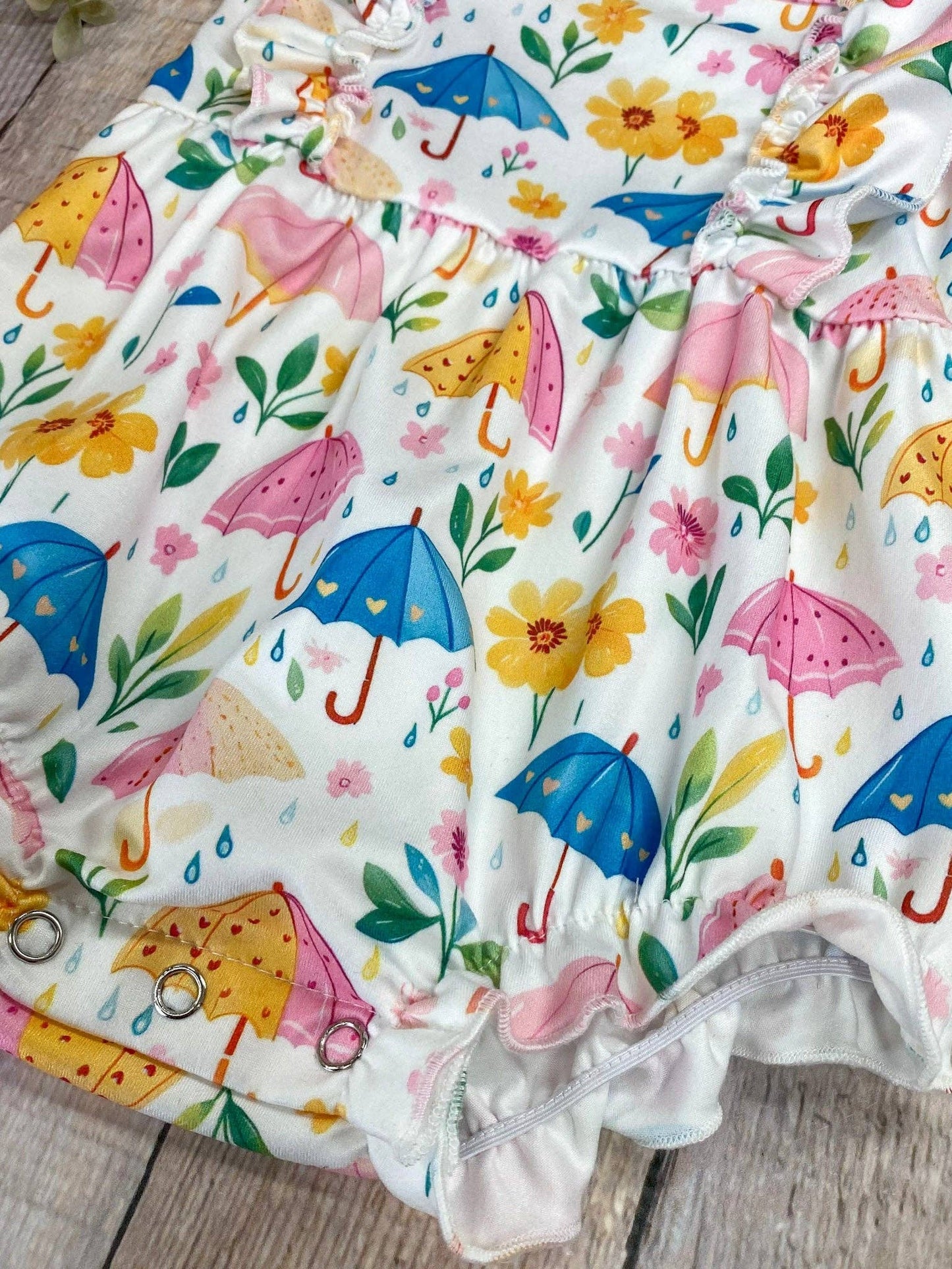 Umbrella Print Ruffle Infant Romper: 12-18m