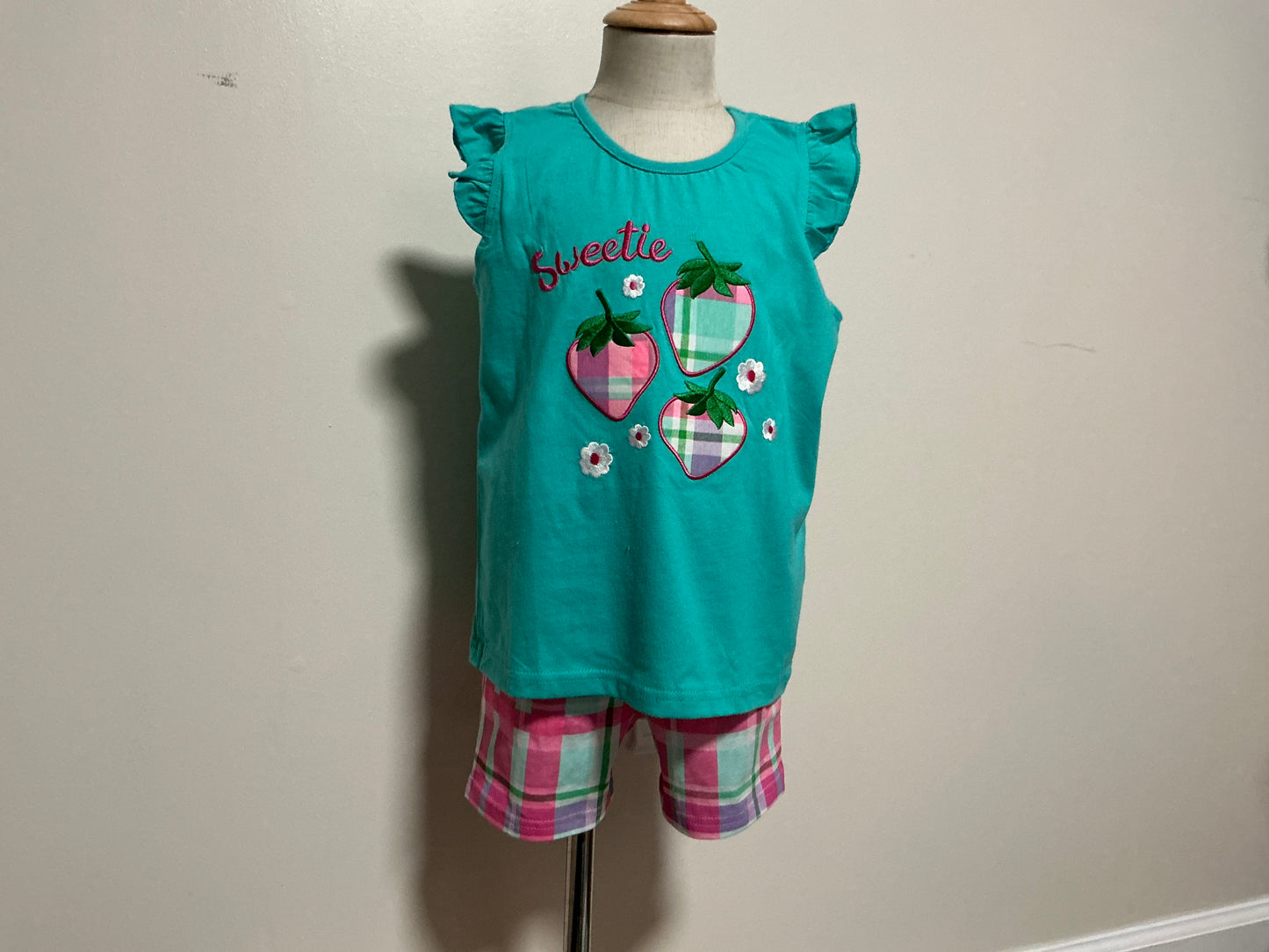 Girls Sweetie Strawberry Appliqué Flutter Sleeve Top & Plaid Shorts Set