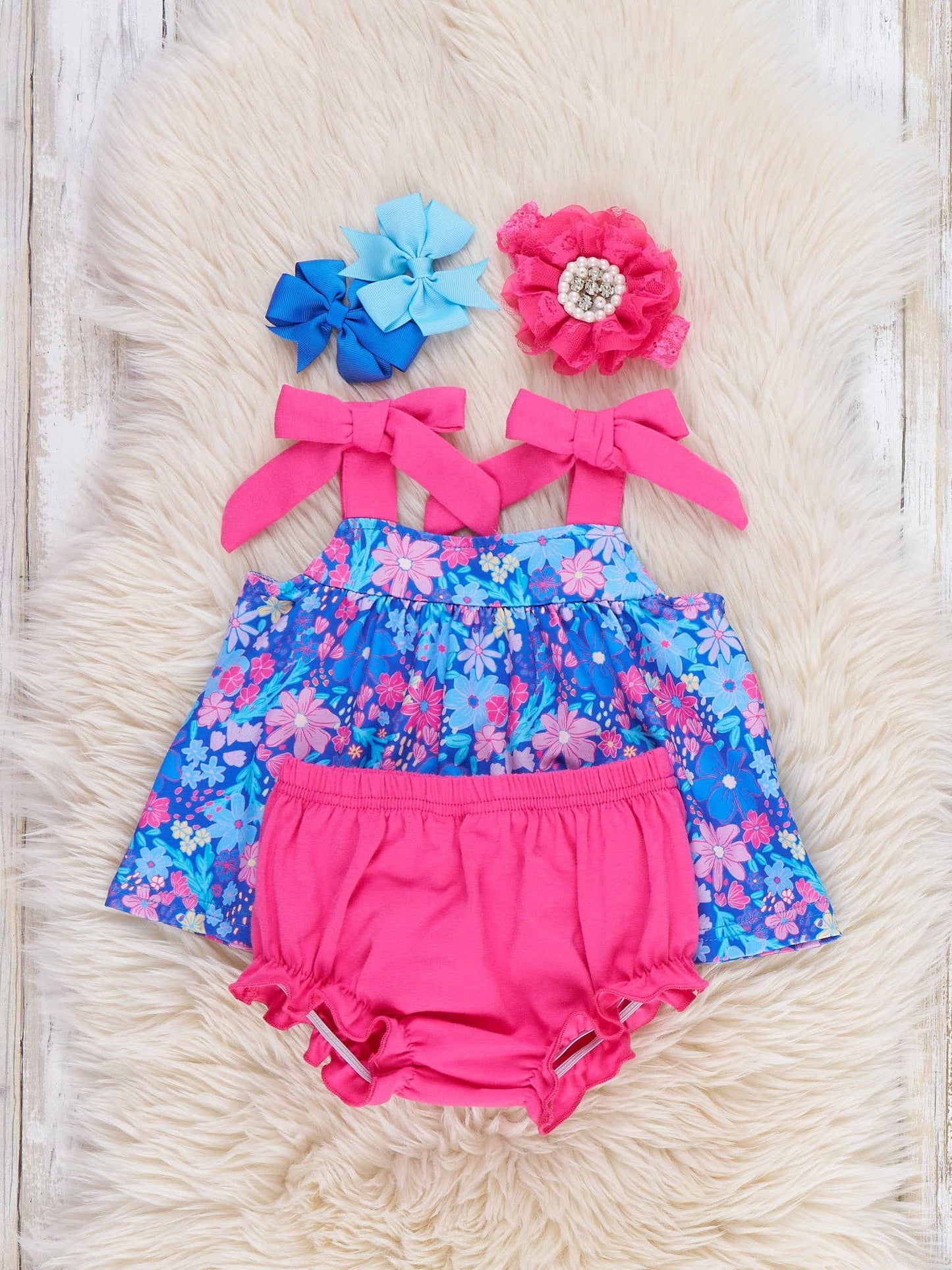 Little Blossom Bloomers Outfit: 3/6MOS